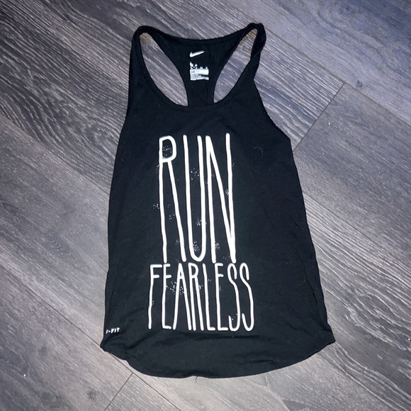 run fearless nike tank - Picture 1 of 2